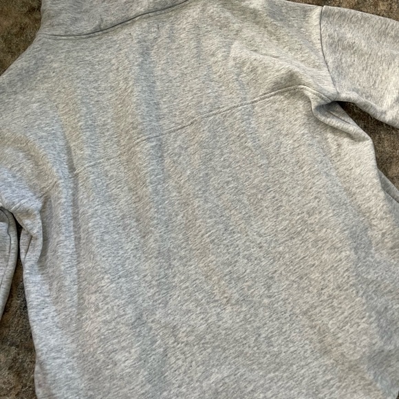 UGG Pullover sweatshirt - Picture 13 of 13